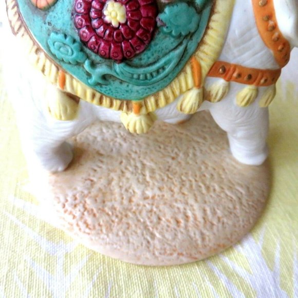 Hand Painted Porcelain Circus Elephant Figurine Figure Trunk Up Raised - Picture 7 of 12